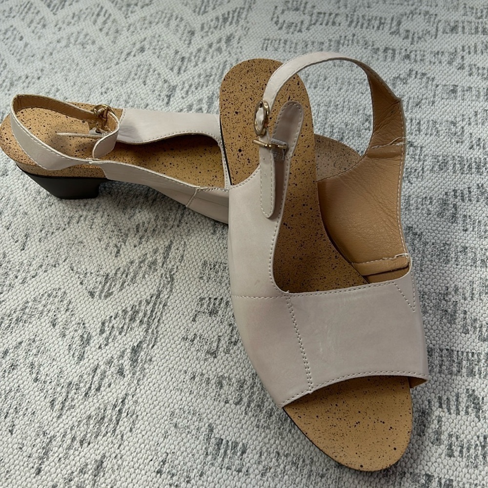 Crème Platform Sandals Women Slip On Slingback Peep Toe Wedge Sandals Sz 39